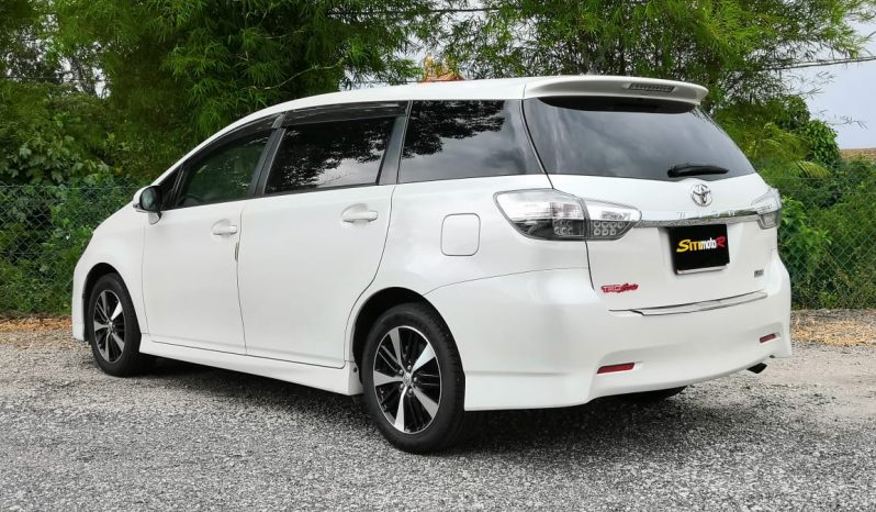 
								TOYOTA WISH 1.8 (A) S FACELIFT full									