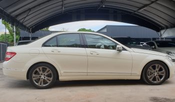 
Mercedes Benz C200 CGI Elegence full								