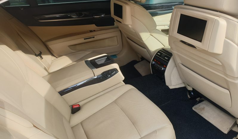 
BMW 740LI F02 LWB 3.0 full									