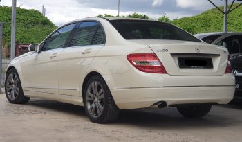 
Mercedes Benz C200 CGI Elegence full								