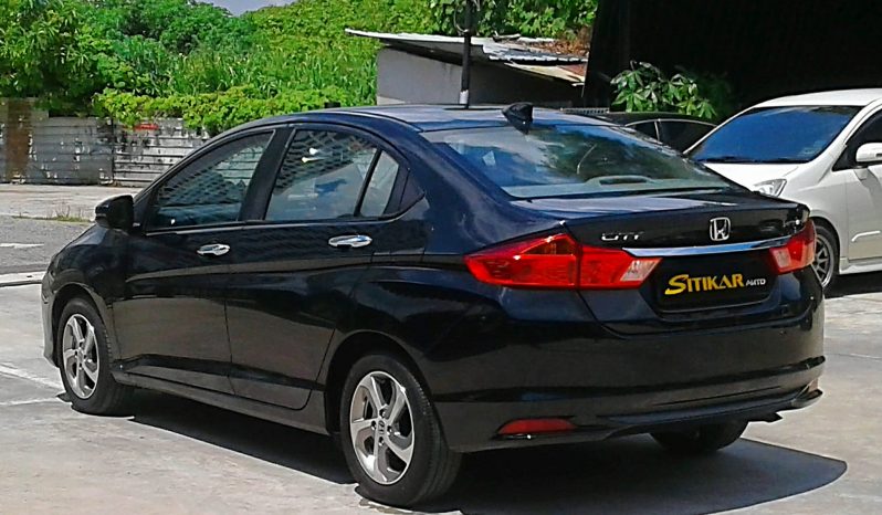 
MADE 2016 REGISTERED 2016 HONDA CITY 1.5 (A) E I-VTEC full									