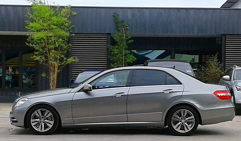 
YEAR MADE 2012 YEAR REGISTERED 2013 MERCEDES BENZ W212 E250 CGi 1.8 (A) LOCAL MERCEDES BENZ MALAYSIA full									