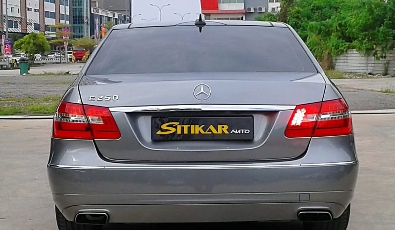
YEAR MADE 2012 YEAR REGISTERED 2013 MERCEDES BENZ W212 E250 CGi 1.8 (A) LOCAL MERCEDES BENZ MALAYSIA full									