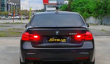 
YEAR MADE 2016 YEAR REGISTERED 2016 BMW 330e 2.0 (A) F30 LCi FACELIFT M SPORT KIT full								
