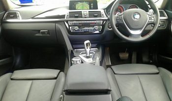 
YEAR MADE 2016 YEAR REGISTERED 2016 BMW 330e 2.0 (A) F30 LCi FACELIFT M SPORT KIT full								