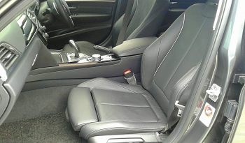 
YEAR MADE 2016 YEAR REGISTERED 2016 BMW 330e 2.0 (A) F30 LCi FACELIFT M SPORT KIT full								