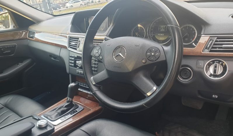 
2012 MERCEDES-BENZ E200 CGi (A) W212 Local 7G-tronic CGi full									