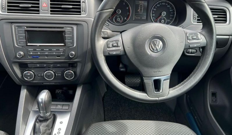 
Volkswagen Jetta 1.4 TSI (CKD) full									