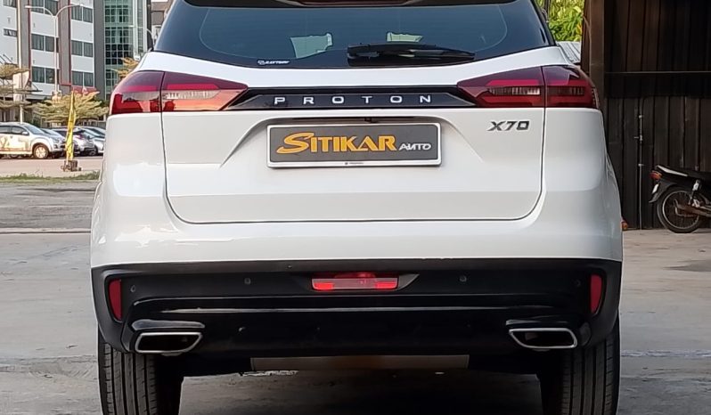 
Proton X70 1.8 TDGI Premium X 2WD 2022 full									