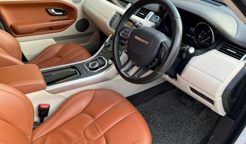 
August 2012 LAND ROVER RANGE ROVER EVOQUE 2.0 (A) Si4 Petrol full									