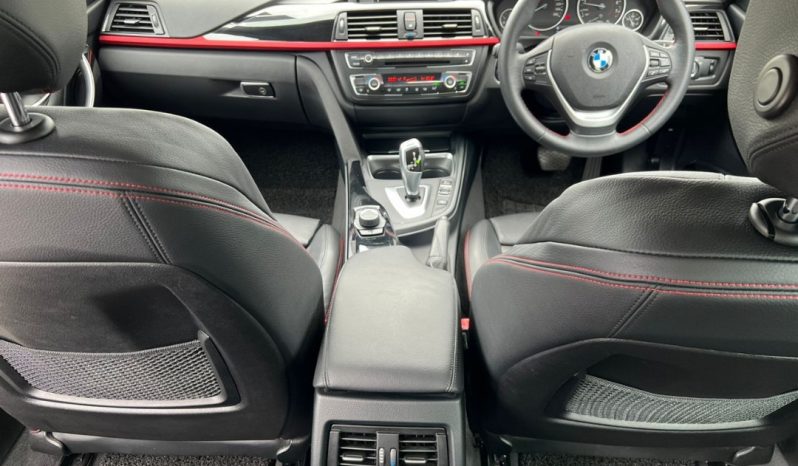 
BMW F30 320i Sport full									