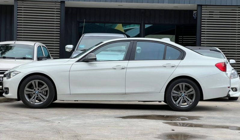 
BMW F30 320i Sport full									