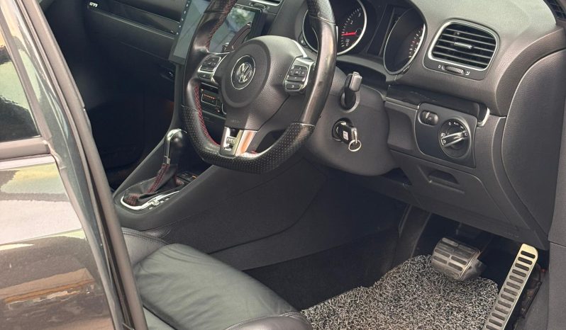 
Volkswagen Golf GTI MK6 2.0 full									