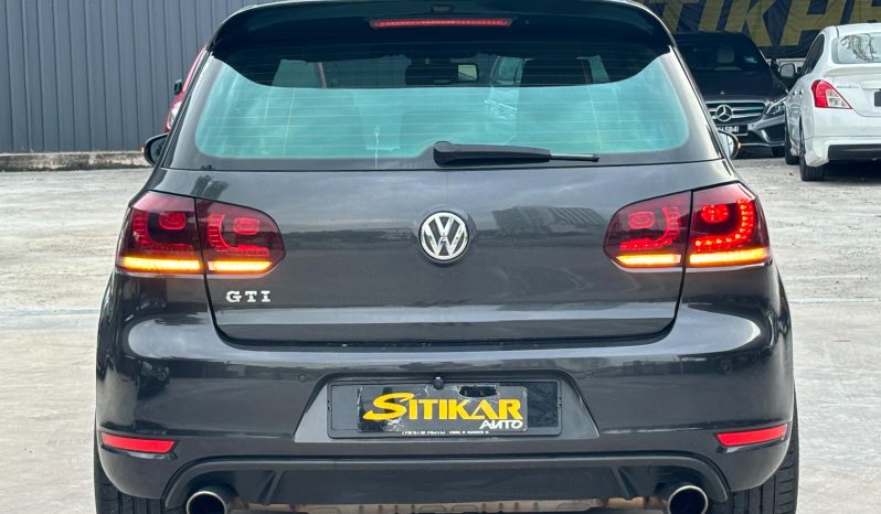 
Volkswagen Golf GTI MK6 2.0 full									