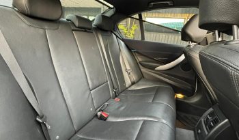 BMW 330e M-Sport full