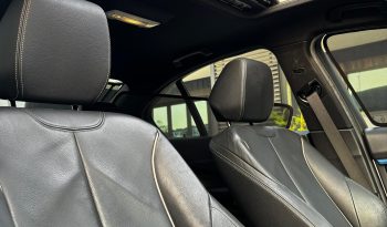BMW 330e M-Sport full