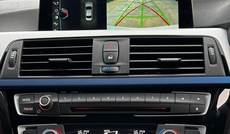 BMW 330e M-Sport full